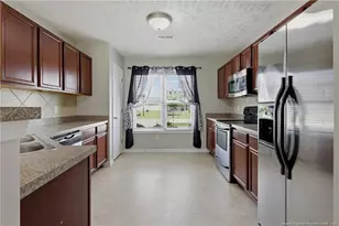 142 Collinwood Dr, Raeford, NC 28376 - Photo 10