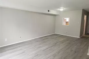 4009 C E Shephard St, Fayetteville, NC 28304 - Photo 4