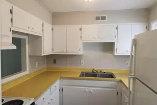 4009 C E Shephard St, Fayetteville, NC 28304 - Photo 2