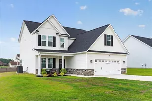 210 Leach Crk Dr, Raeford, NC 28376 - Photo 4