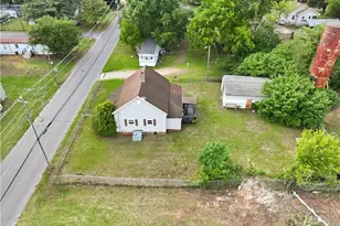 236 Ledbetter St, Cordova, NC 28330 - Photo 4