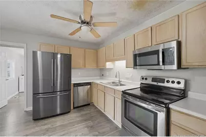 5527 Ballentine Street, Hope Mills, NC 28348 - Photo 6