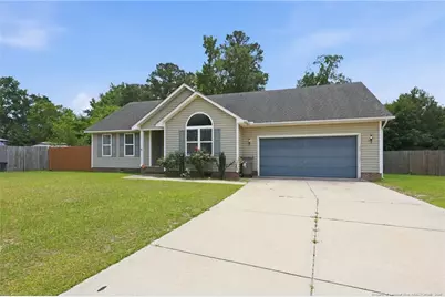 5527 Ballentine Street, Hope Mills, NC 28348 - Photo 2