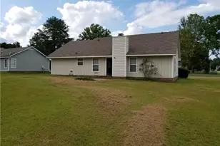 111 Hobson Ct, Raeford, NC 28376 - Photo 20