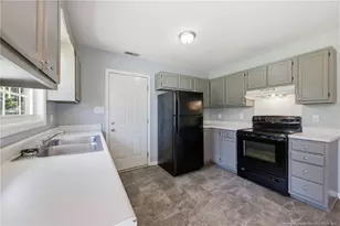 111 Hobson Ct, Raeford, NC 28376 - Photo 10