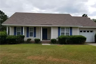 111 Hobson Ct, Raeford, NC 28376 - Photo 1