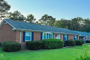 332 Rainier Dr, Fayetteville, NC 28314 - Photo 2