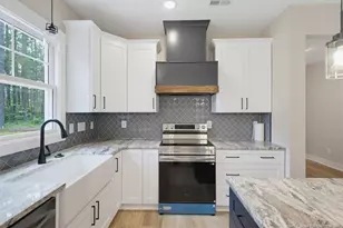 16040 Cardinal Ct, Wagram, NC 28396 - Photo 14