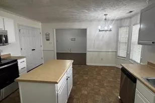 143 Haywood Dr, Raeford, NC 28376 - Photo 4
