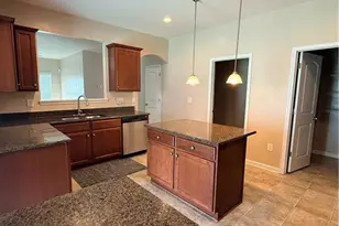 1430 Vandenberg Dr, Fayetteville, NC 28312 - Photo 10
