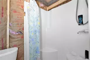 219 E Clinton St, Autryville, NC 28318 - Photo 28