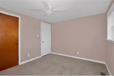 219 E Clinton Street, Autryville, NC 28318 - Photo 14