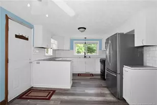 219 E Clinton St, Autryville, NC 28318 - Photo 10