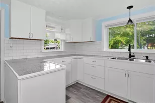 219 E Clinton St, Autryville, NC 28318 - Photo 12