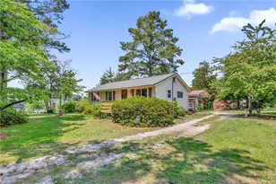 219 E Clinton St, Autryville, NC 28318 - Photo 2