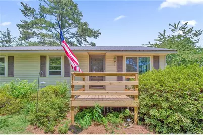 219 E Clinton Street, Autryville, NC 28318 - Photo 2