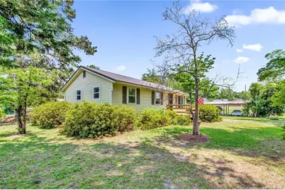 219 E Clinton Street, Autryville, NC 28318 - Photo 1
