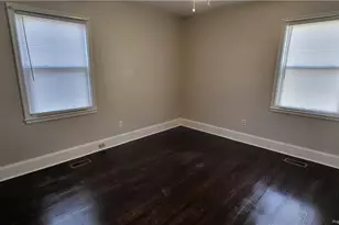 208 W 21st St, Lumberton, NC 28358 - Photo 4