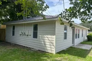2212 Murchison Rd, Fayetteville, NC 28301 - Photo 8