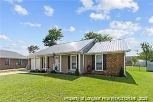 7817 Laura-Ann Ct, Fayetteville, NC 28314 - Photo 2
