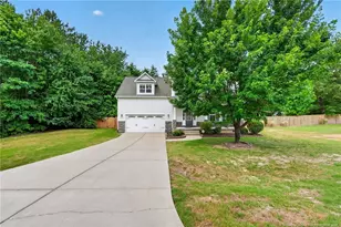 664 Omaha Dr, Broadway, NC 27505 - Photo 2