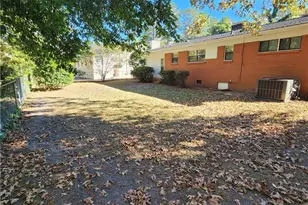 1406 Raeford Rd, Fayetteville, NC 28305 - Photo 12