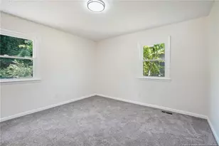 941 Louise Cir, Fayetteville, NC 28314 - Photo 16
