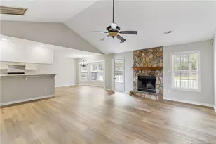 107 Hollow Ln, Raeford, NC 28376 - Photo 6