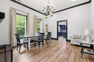 908 Middle Rd, Fayetteville, NC 28312 - Photo 6