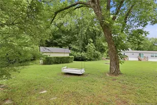 908 Middle Rd, Fayetteville, NC 28312 - Photo 32