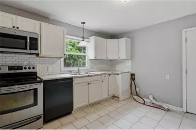 1928 Crestview Drive, Fayetteville, NC 28304 - Photo 18