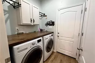 239 Boswell St, Raeford, NC 28376 - Photo 20