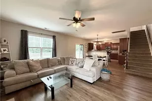 239 Boswell St, Raeford, NC 28376 - Photo 14