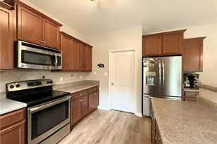 239 Boswell St, Raeford, NC 28376 - Photo 8