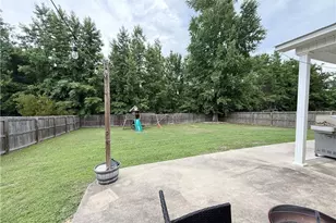 239 Boswell St, Raeford, NC 28376 - Photo 32