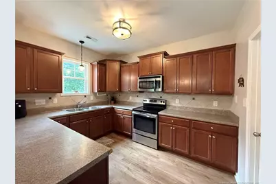 239 Boswell Street, Raeford, NC 28376 - Photo 6