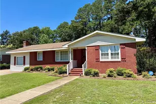 105 Fuller Ave, Lumberton, NC 28358 - Photo 2
