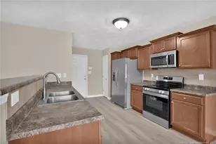 154 Audubon Dr, Raeford, NC 28376 - Photo 10