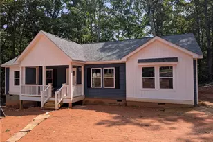 110 Holmes Ln, Robbins, NC 27325 - Photo 1