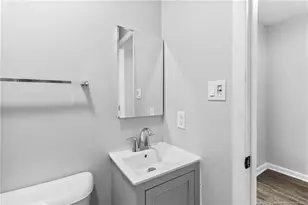 211 Hull Rd, Fayetteville, NC 28303 - Photo 14