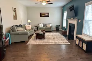 580 Stonebriar Ave, Raeford, NC 28376 - Photo 8
