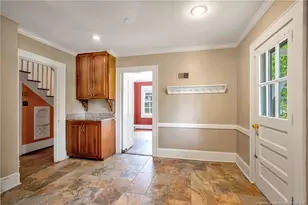 906 W Rowan St, Fayetteville, NC 28301 - Photo 10