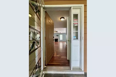 422 Jamestown Avenue, Fayetteville, NC 28303 - Photo 2