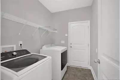 2128 Mannington Drive, Fayetteville, NC 28306 - Photo 20