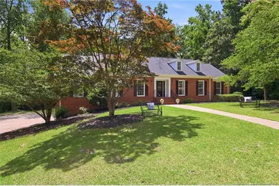610 St. Georges Hill, Fayetteville, NC 28303 - Photo 2