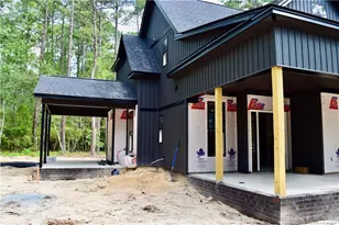 16041 Cardinal Ct, Wagram, NC 28396 - Photo 4