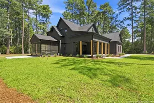 16041 Cardinal Ct, Wagram, NC 28396 - Photo 4