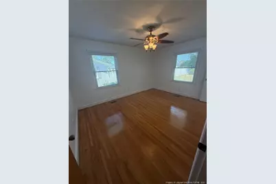 514 N Ballance Street, Saint Pauls, NC 28384 - Photo 16