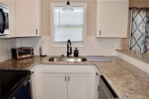6809 Willowbrook Dr, Fayetteville, NC 28314 - Photo 4
