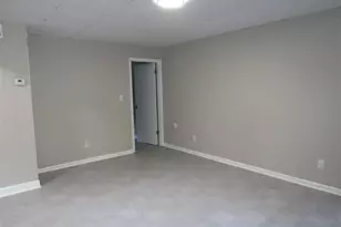 210-18 Colonial Dr, Fayetteville, NC 28301 - Photo 4
